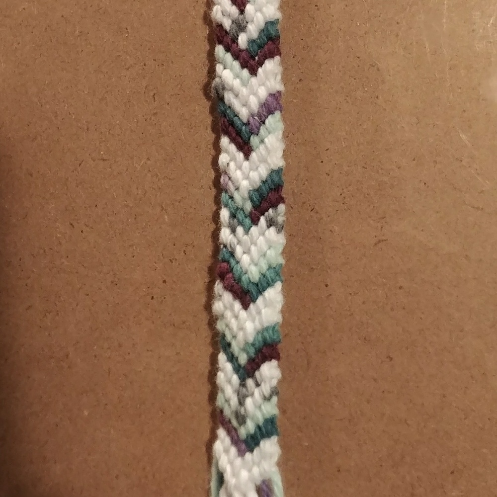 Handmade bracelets - Picture 4 of 5
